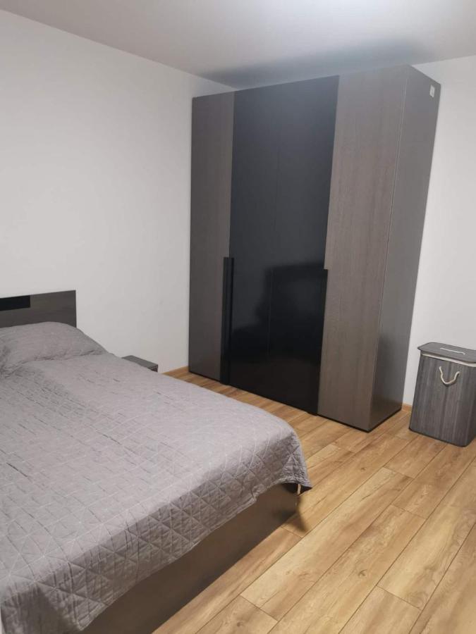 New Apartment Near City Center With Free Parking 소피아 외부 사진